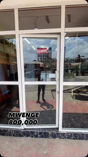 Frame ya Biashara inapangishwa Mwenge, Dar Es Salaam Frame ya Biashara inapangishwa Mwenge, Dar Es Salaam