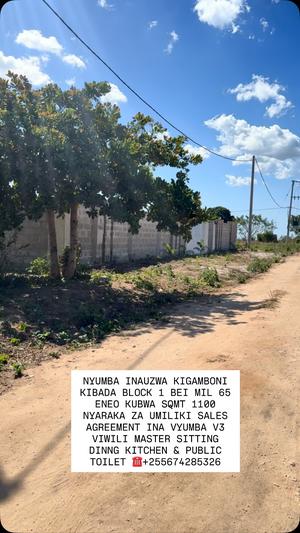 Nyumba ya vyumba vitatu inauzwa Kibada, Dar Es Salaam (1100 sqm)