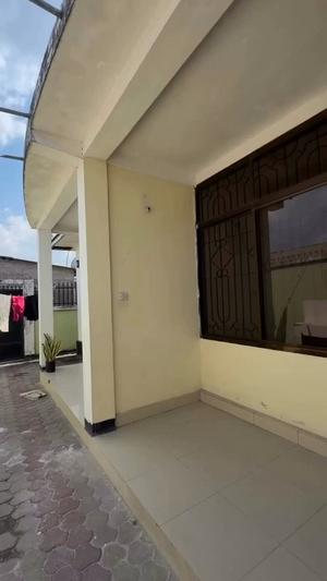 1 Bedroom House/Apartment for Rent in Magomeni, Dar Es Salaam