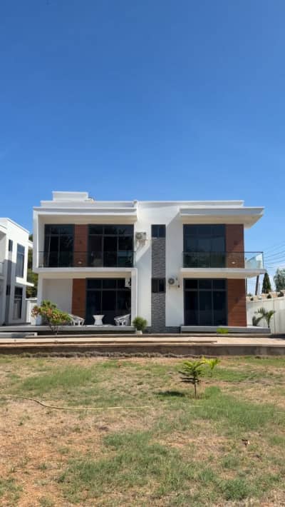 Nyumba/Apartment ya vyumba vitatu inapangishwa Mbezi, Dar Es Salaam