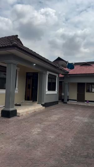 3 Bedrooms House for Rent in Mbezi Beach, Dar Es Salaam 3 Bedrooms House for Rent in Mbezi Beach, Dar Es Salaam