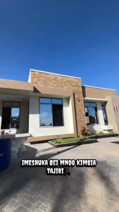 Nyumba ya vyumba vitatu inauzwa Goba Njia Ya Makongo, Dar Es Salaam (500 sqm)