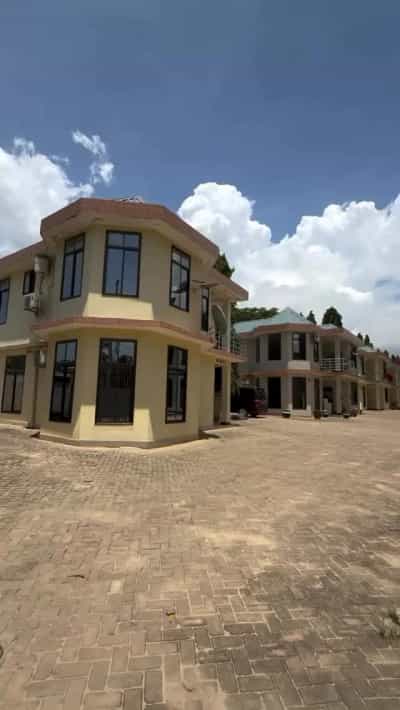 Nyumba ya vyumba vinne inapangishwa Bahari Beach, Dar Es Salaam