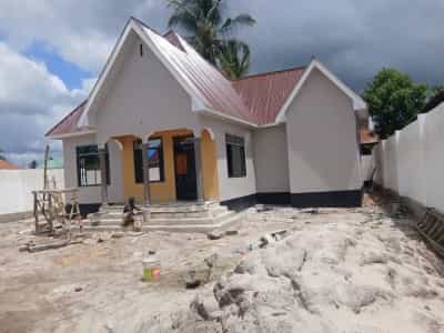 Nyumba ya vyumba vitatu inauzwa Chanika, Dar Es Salaam Nyumba ya vyumba vitatu inauzwa Chanika, Dar Es Salaam