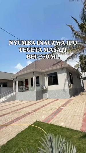 Nyumba ya vyumba vitatu inauzwa Tegeta Namanga, Dar Es Salaam (500 sqm) Nyumba ya vyumba vitatu inauzwa Tegeta Namanga, Dar Es Salaam (500 sqm)