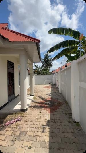3 Bedrooms House for Rent in Mikwambe Funcity, Dar Es Salaam