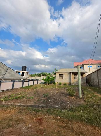 Residential Plot for Sale in Madale Polisi, Dar Es Salaam (400 sqm)