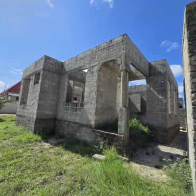 Nyumba ya vyumba vitatu inauzwa Kibada Mwera, Dar Es Salaam (400 sqm)