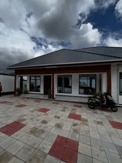 Nyumba ya vyumba vitatu inauzwa Goba Mageti, Dar Es Salaam (700 sqm)