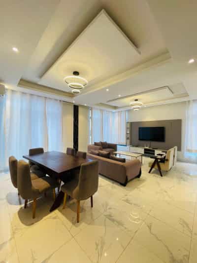 Apartment ya vyumba vitatu inapangishwa Mikocheni, Dar Es Salaam