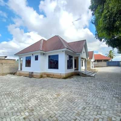 Apartment ya vyumba vitatu inapangishwa Kimara Korogwe Kilungule, Dar Es Salaam
