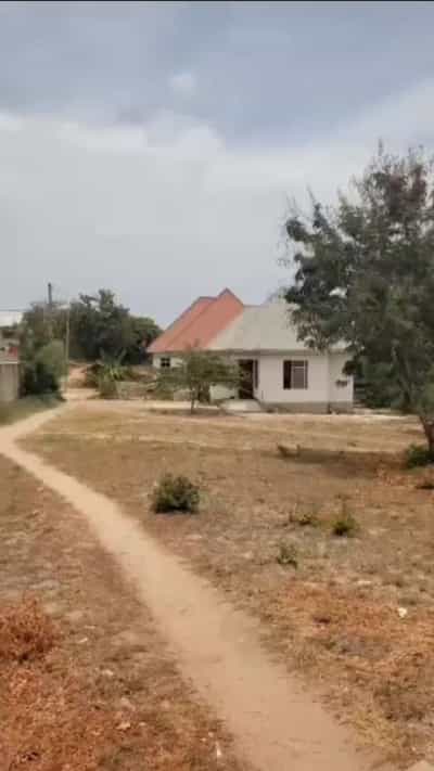 Kiwanja kinauzwa Madale, Dar Es Salaam Kiwanja kinauzwa Madale, Dar Es Salaam