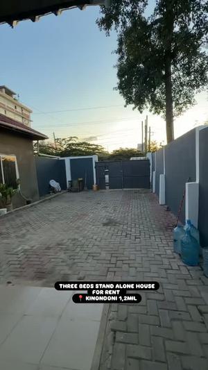 3 Bedrooms House for Rent in Kinondoni, Dar Es Salaam 3 Bedrooms House for Rent in Kinondoni, Dar Es Salaam