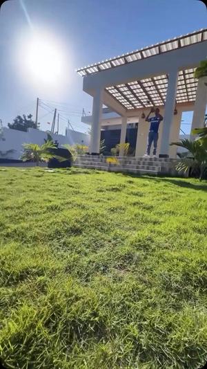 Nyumba ya vyumba vitano inauzwa Goba Center, Dar Es Salaam (1200 sqm) Nyumba ya vyumba vitano inauzwa Goba Center, Dar Es Salaam (1200 sqm)