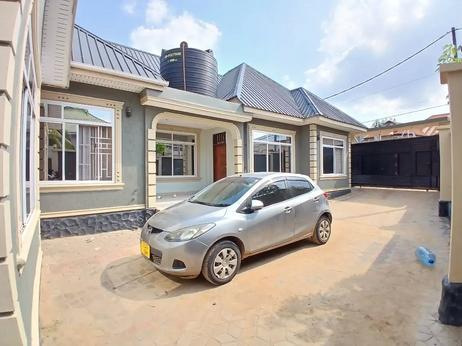 Nyumba/Apartment ya vyumba viwili inapangishwa Tabata Kinyerezi Msikitini, Dar Es Salaam Nyumba/Apartment ya vyumba viwili inapangishwa Tabata Kinyerezi Msikitini, Dar Es Salaam