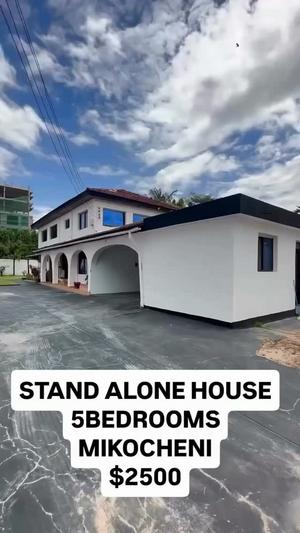 Nyumba ya vyumba vitano inapangishwa Mikocheni, Dar Es Salaam