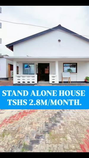Nyumba ya vyumba vinne inapangishwa Mikocheni, Dar Es Salaam