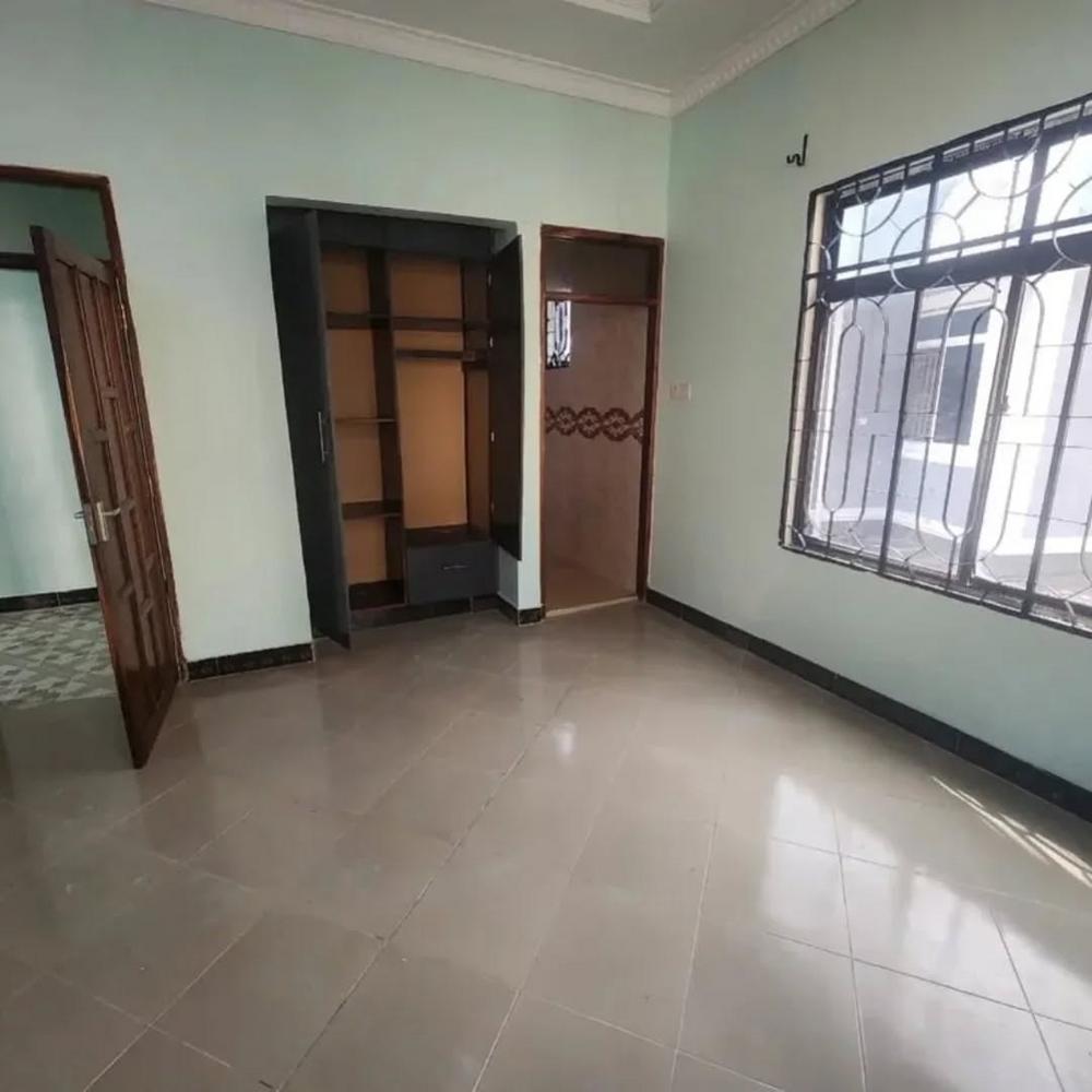 media -7