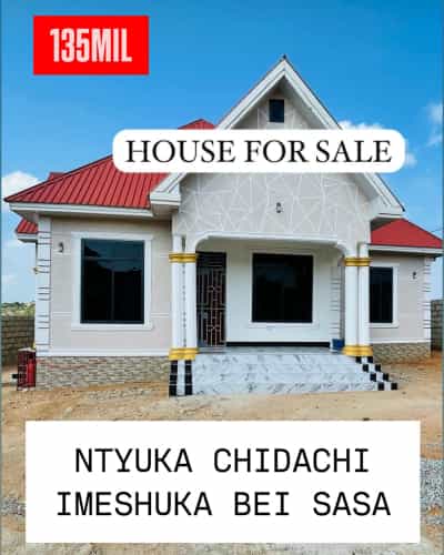 Nyumba ya vyumba vitatu inauzwa Ntyuka, Dodoma (930 sqm)