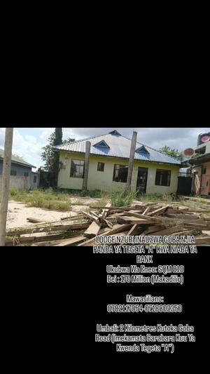 Guesthouse inauzwa Goba, Dar Es Salaam (810 sqm)
