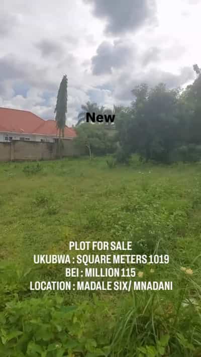 Residential Plot for Sale in Madale Six/Mnadani, Dar Es Salaam (1019 sqm)