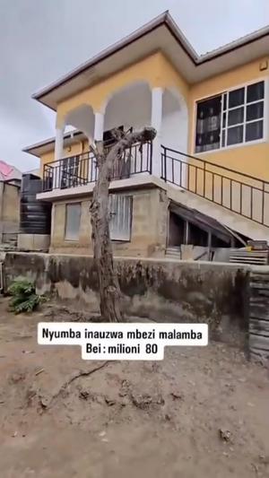 Nyumba ya vyumba vitatu inauzwa Kifuru Malamba Mawili, Dar Es Salaam (600 sqm) Nyumba ya vyumba vitatu inauzwa Kifuru Malamba Mawili, Dar Es Salaam (600 sqm)