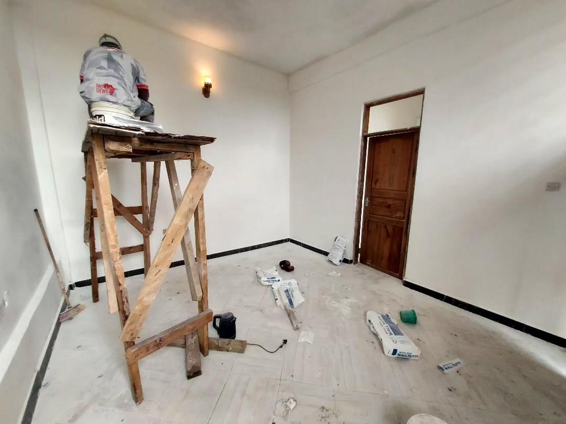 media -4