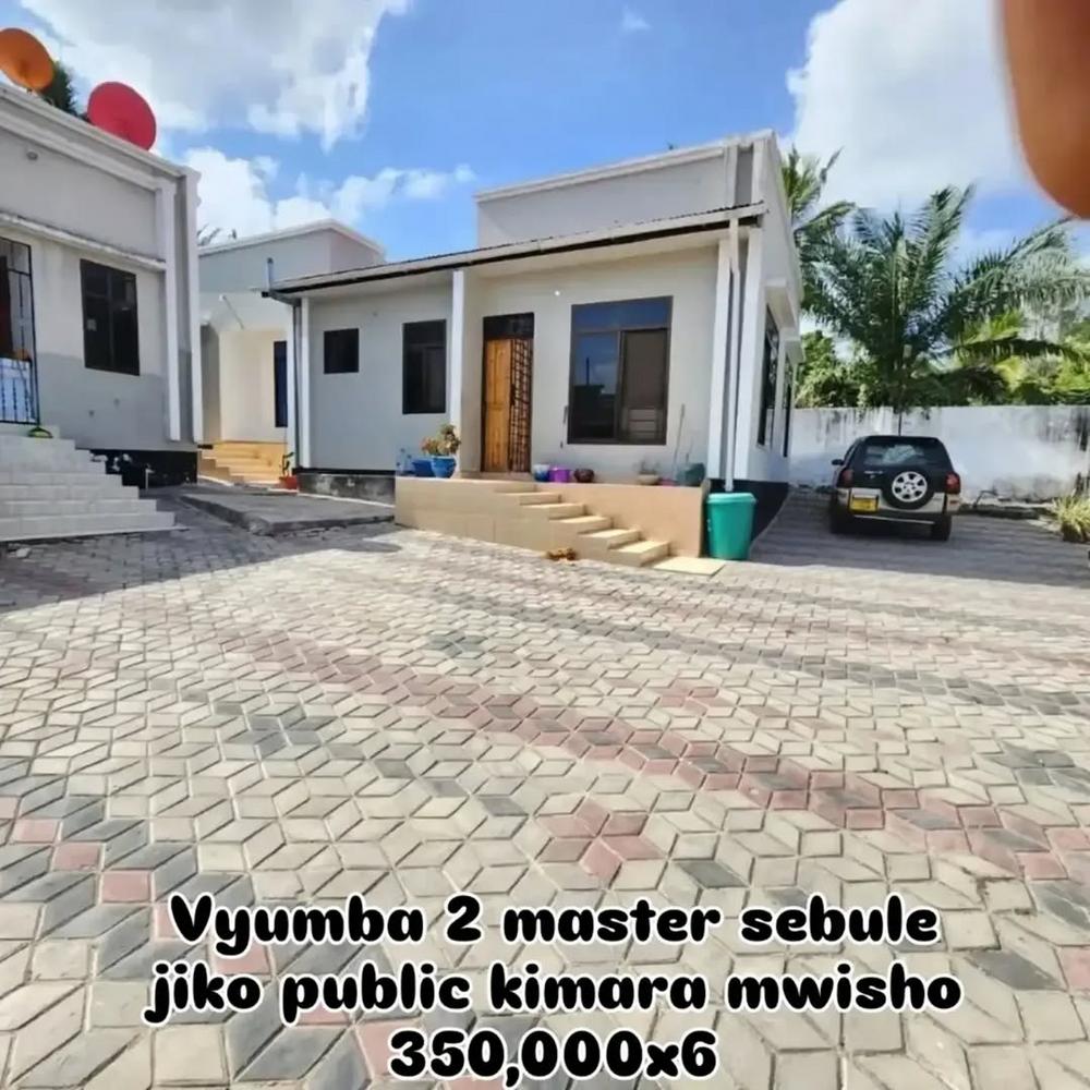 media -1 media -1