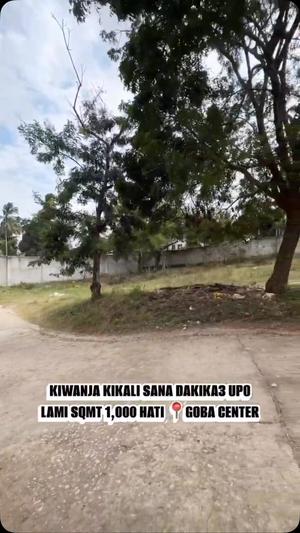 Kiwanja kinauzwa Goba Center, Dar Es Salaam (1000 sqm) Kiwanja kinauzwa Goba Center, Dar Es Salaam (1000 sqm)