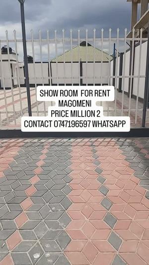 Duka linapangishwa Magomeni, Dar Es Salaam