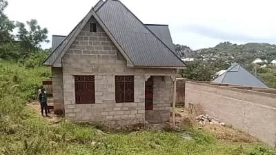 Nyumba ya vyumba vitano inauzwa Buhongwa, Mwanza