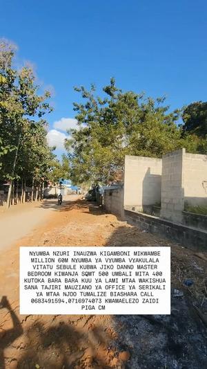 Nyumba ya vyumba vitatu inauzwa Mikwambe, Dar Es Salaam (500 sqm)