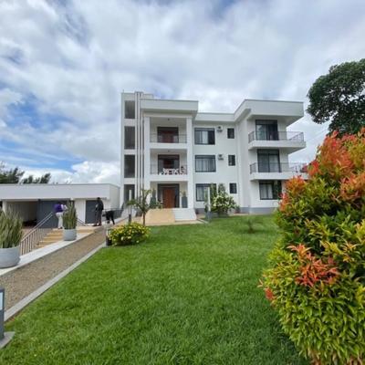 Nyumba (Furnished) ya vyumba vitatu inapangishwa Kiseriani, Arusha Nyumba (Furnished) ya vyumba vitatu inapangishwa Kiseriani, Arusha