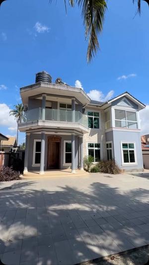 4 Bedrooms House for Rent in Bahari Beach, Dar Es Salaam