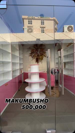 Duka linapangishwa Makumbusho, Dar Es Salaam Duka linapangishwa Makumbusho, Dar Es Salaam
