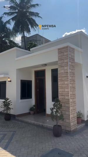 Nyumba ya vyumba vitatu inapangishwa Mbezi Beach, Dar Es Salaam Nyumba ya vyumba vitatu inapangishwa Mbezi Beach, Dar Es Salaam