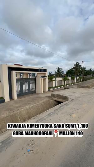 Kiwanja kinauzwa Goba Maghorofani, Dar Es Salaam (1100 sqm)