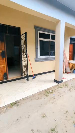 Nyumba/Apartment ya vyumba viwili inapangishwa Sinza, Dar Es Salaam Nyumba/Apartment ya vyumba viwili inapangishwa Sinza, Dar Es Salaam
