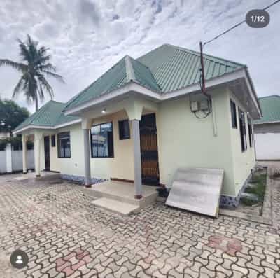 2 Bedrooms House for Rent in Kitunda Minazini, Dar Es Salaam