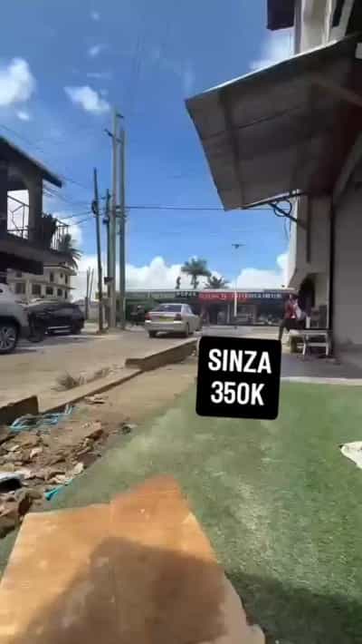 Duka linapangishwa Sinza, Dar Es Salaam