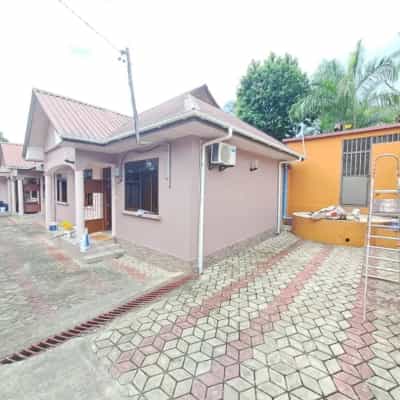 Apartment ya vyumba viwili inapangishwa KIMARA TEMBONI, Dar Es Salaam Apartment ya vyumba viwili inapangishwa KIMARA TEMBONI, Dar Es Salaam