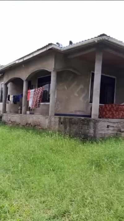 Nyumba ya vyumba vitano inauzwa Goba kwa Robert, Dar Es Salaam Nyumba ya vyumba vitano inauzwa Goba kwa Robert, Dar Es Salaam