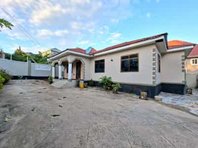 Nyumba ya vyumba vitatu inapangishwa Kimara Korogwe, Dar Es Salaam