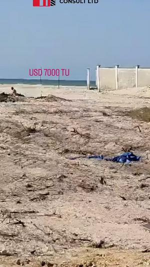 Beach Plot for Sale in Kigamboni Nwongozo, Dar Es Salaam (7 acre) Beach Plot for Sale in Kigamboni Nwongozo, Dar Es Salaam (7 acre)