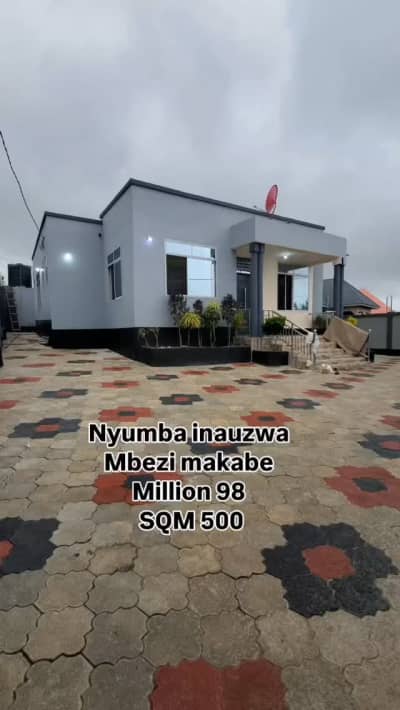 Nyumba ya vyumba vinne inauzwa Mbezi, Dar Es Salaam Nyumba ya vyumba vinne inauzwa Mbezi, Dar Es Salaam